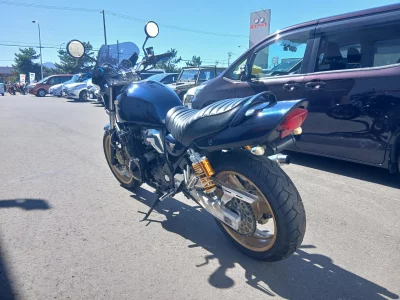 Suzuki INAZUMA 400