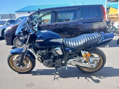 Suzuki INAZUMA 400
