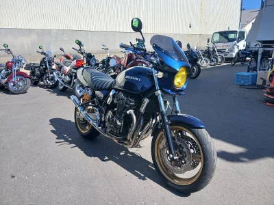 Suzuki INAZUMA 400