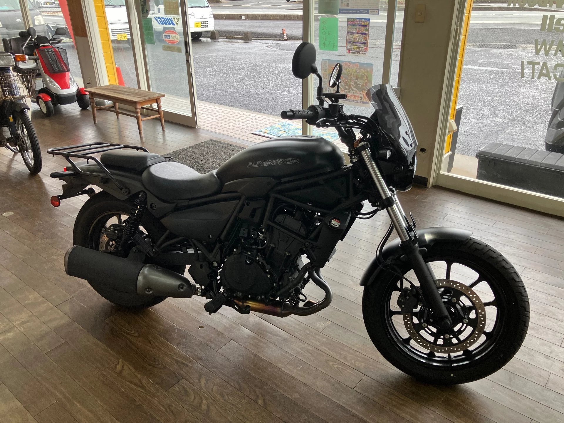 Kawasaki ELIMINATOR 400-1  с аукциона в Японии