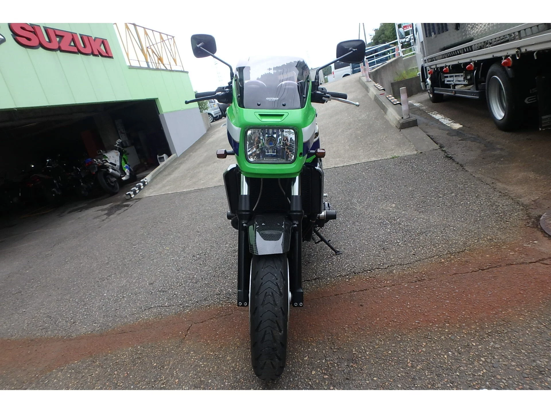 Kawasaki ZRX1200R  с аукциона в Японии