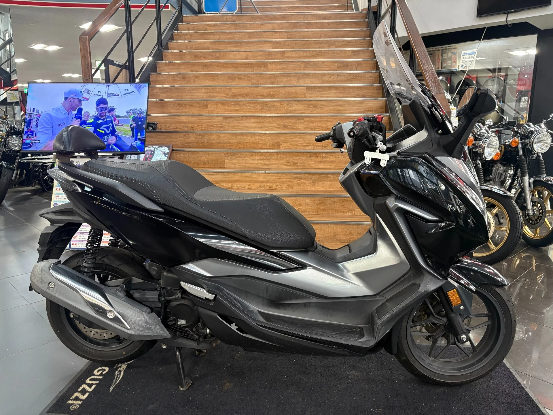 Honda FORZA 250  с аукциона в Японии