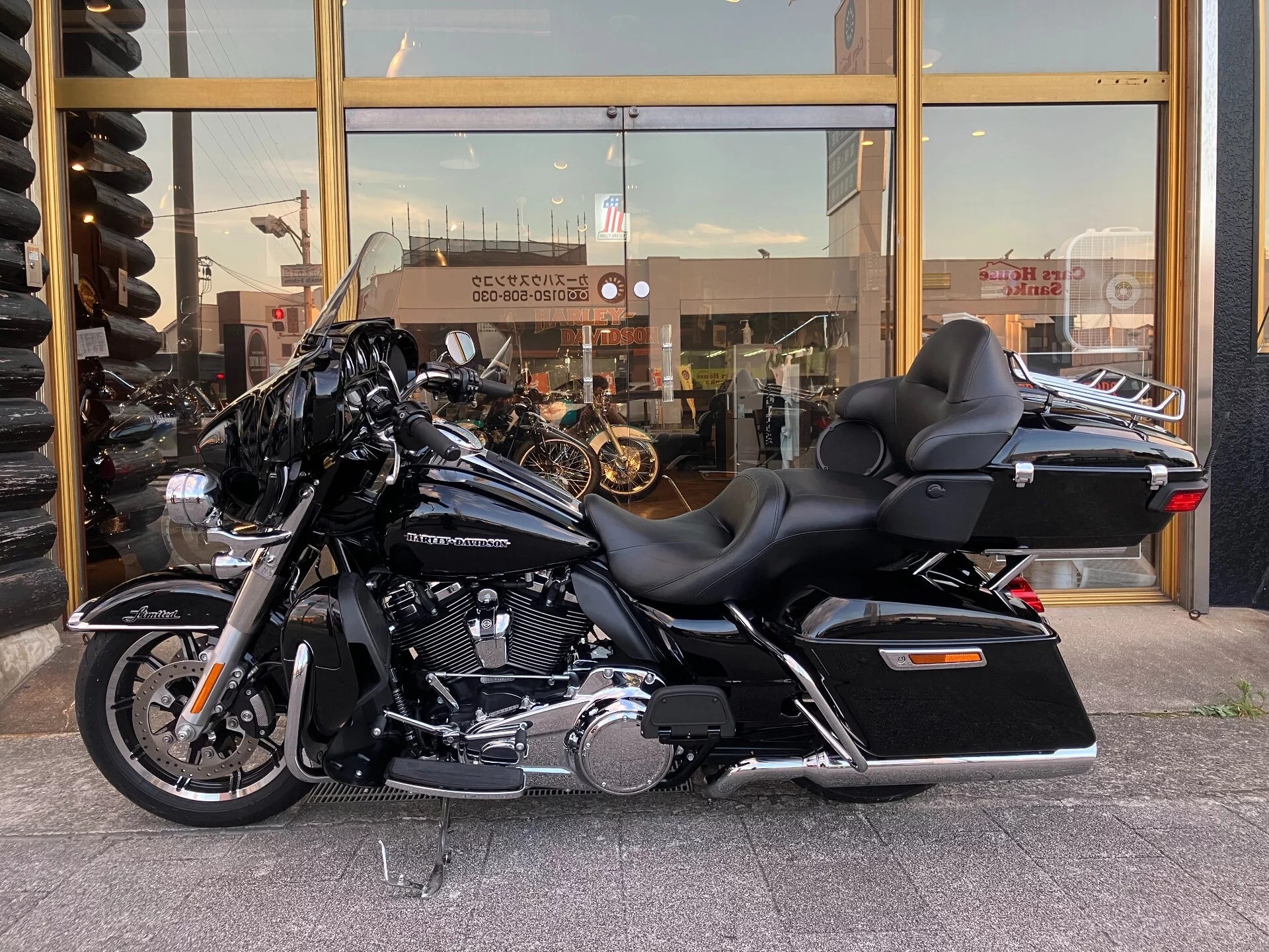 Harley-Davidson HARLEYFLHTK  с аукциона в Японии