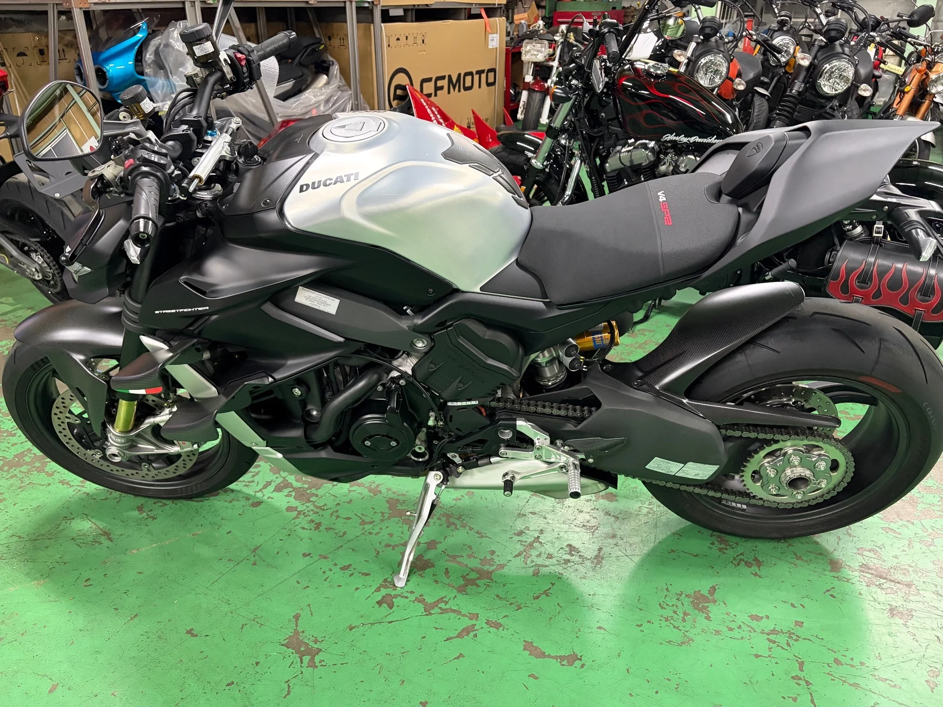 Ducati DUCATI  STREET  FIGHTER V4SP2  с аукциона в Японии