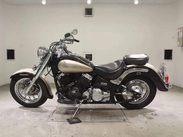 Yamaha DRAGSTAR400 CLASSIC  с аукциона в Японии