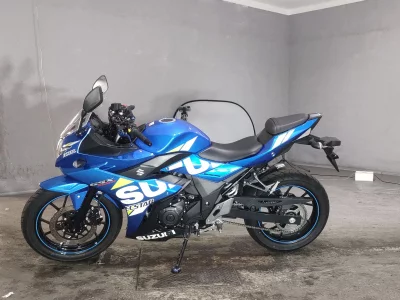 Suzuki GSX250R