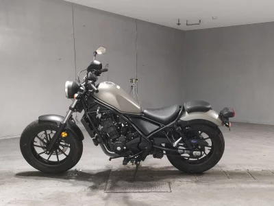 Honda REBEL