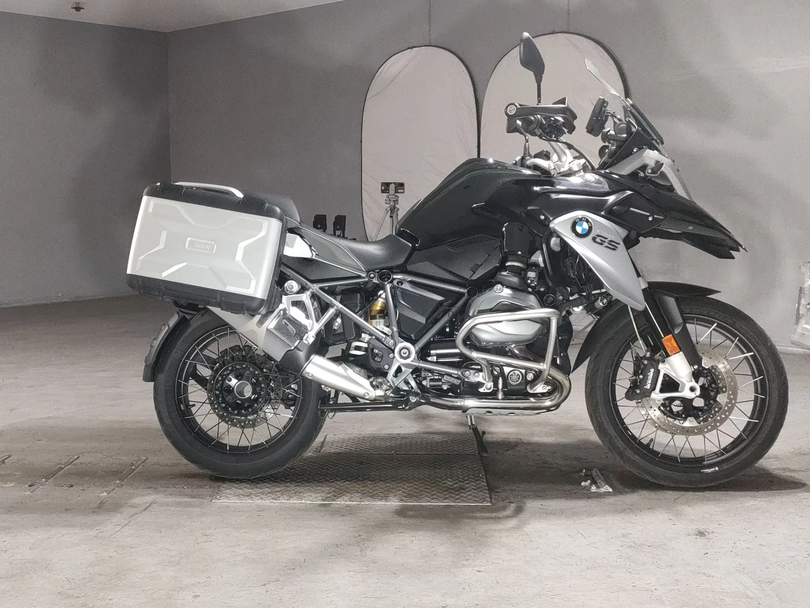 BMW BMW R1200GS  с аукциона в Японии