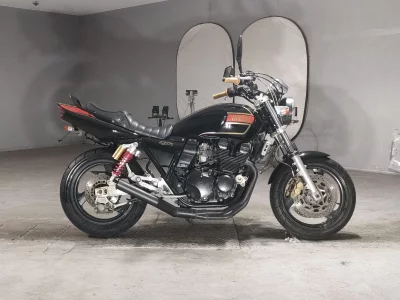 Yamaha XJR400R-1