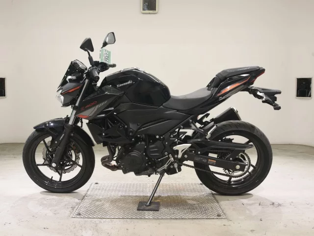 Kawasaki Z400-2  с аукциона в Японии