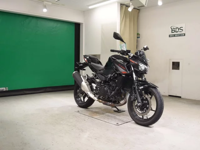 Kawasaki Z400-2  с аукциона в Японии