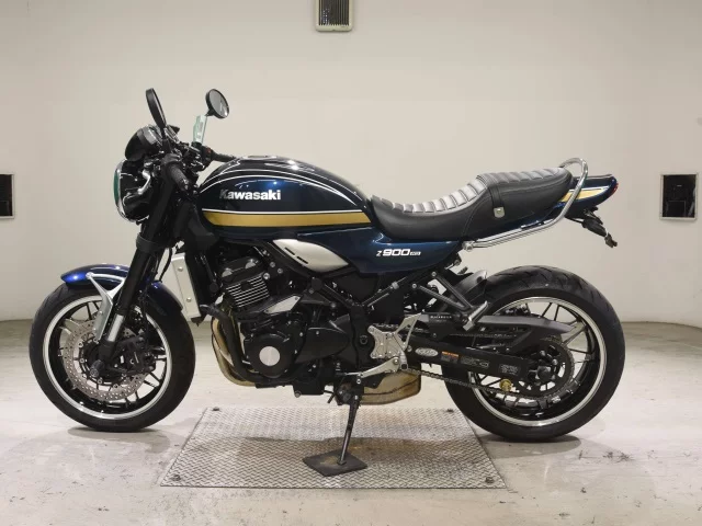 Kawasaki Z900RS 2021