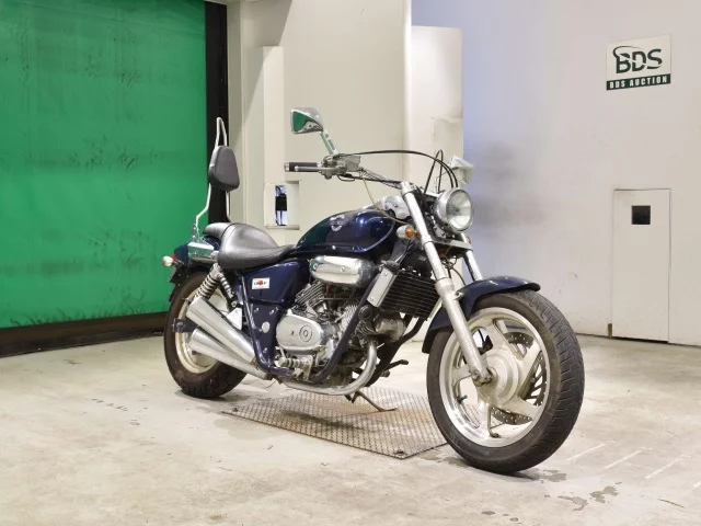 Honda MAGNA 250  с аукциона в Японии