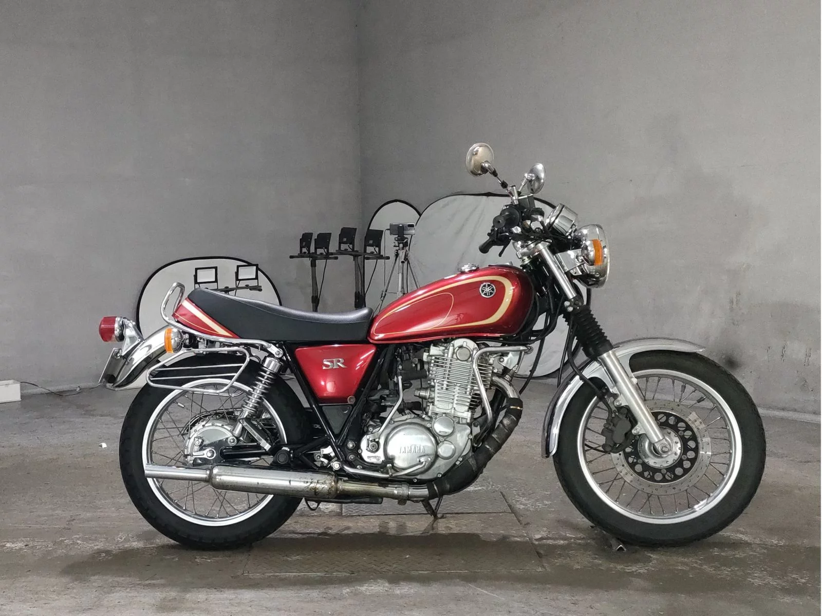 Yamaha SR400-1  с аукциона в Японии