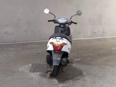 Suzuki LET'S5