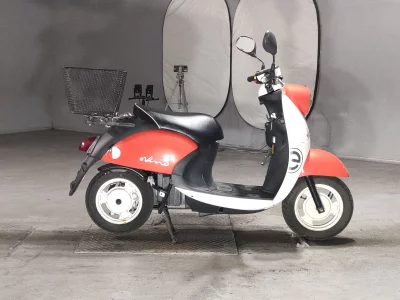 Yamaha E- VINO