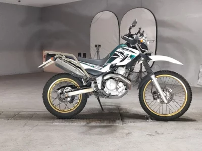 Yamaha SEROW 250