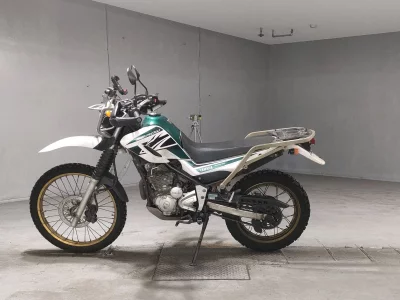 Yamaha SEROW 250