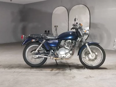 Suzuki ST250E