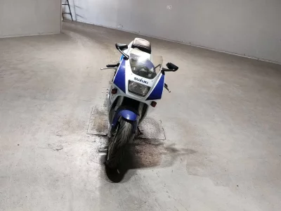 Suzuki RGV250