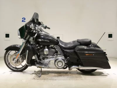 Harley-Davidson HARLEY FLHXSE1800CVO