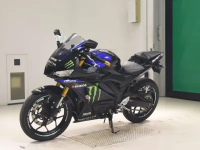 Yamaha YZF-R25A