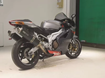 Aprilia APRILIA RSV1000R