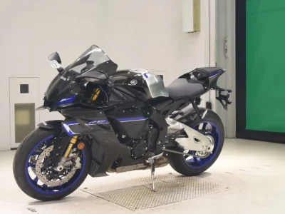 Yamaha YZF-R1M