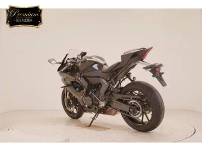 Yamaha YZF-R7-2