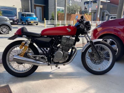 Мотоцикл из Японии Honda CB400SF