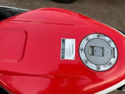 Yamaha FZR250R-1