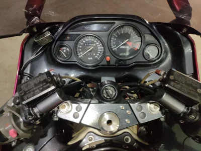 Kawasaki ZZR1100