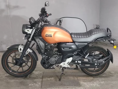 Yamaha FZX150