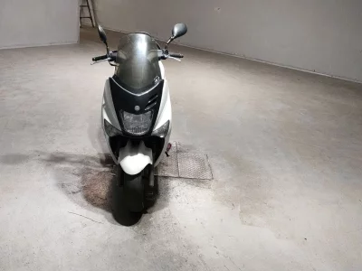 Yamaha MAJESTY 125
