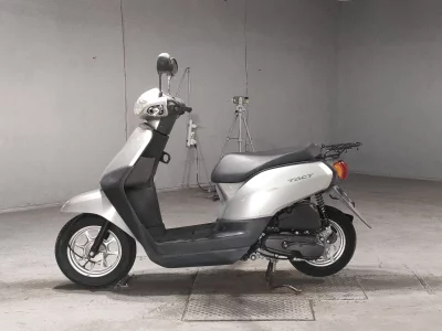 Honda  TACT  BASIC 
