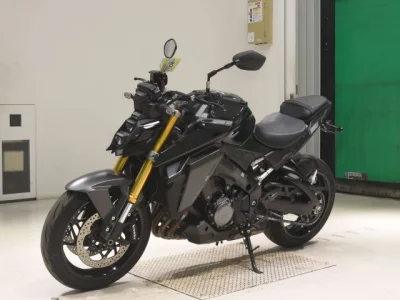 Suzuki GSX-S1000-2