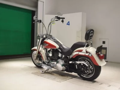 Harley-Davidson HARLEY FLSTF1580