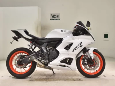 Yamaha YZF-R7-2