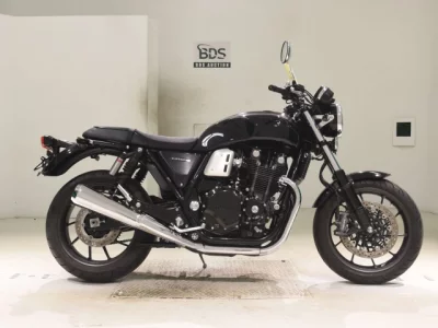 Honda CB1100RS