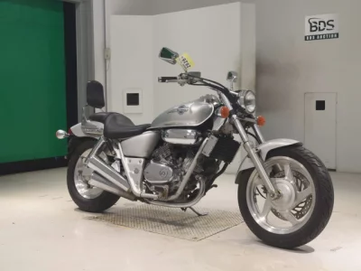 Honda MAGNA 250