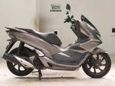 Honda PCX125-3