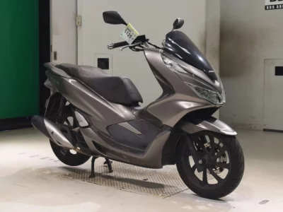 Honda PCX125-3