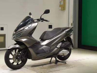 Honda PCX125-3