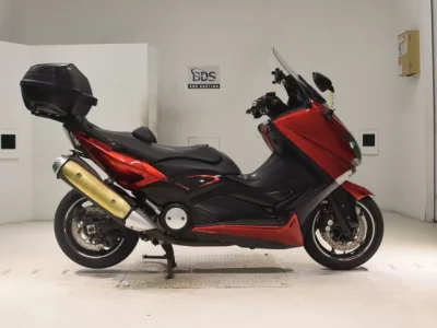 Yamaha T-MAX530
