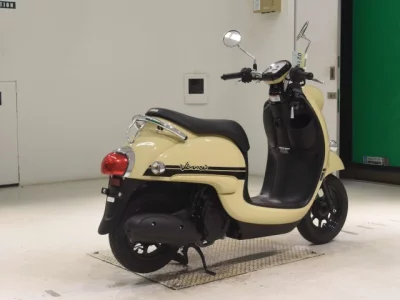 Yamaha VINO-4