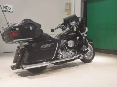 Harley-Davidson HARLEY FLHX1580