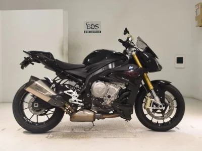 BMW BMW S1000R