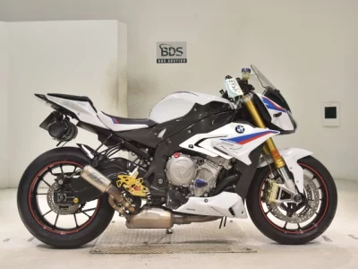BMW BMW S1000R
