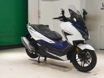 Honda FORZA -5