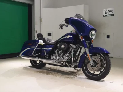 Harley-Davidson HARLEY FLHXSE1800CVO